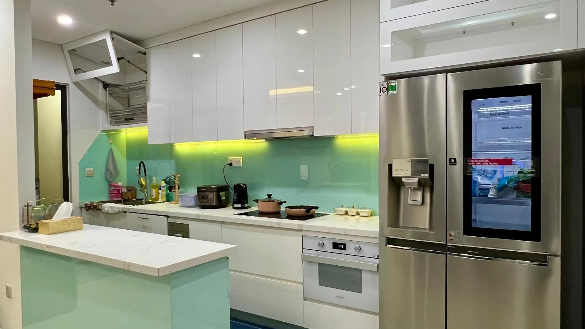Uphoenix Home- Hado Centrosa Garden Ho Chi Minh City Vietnam