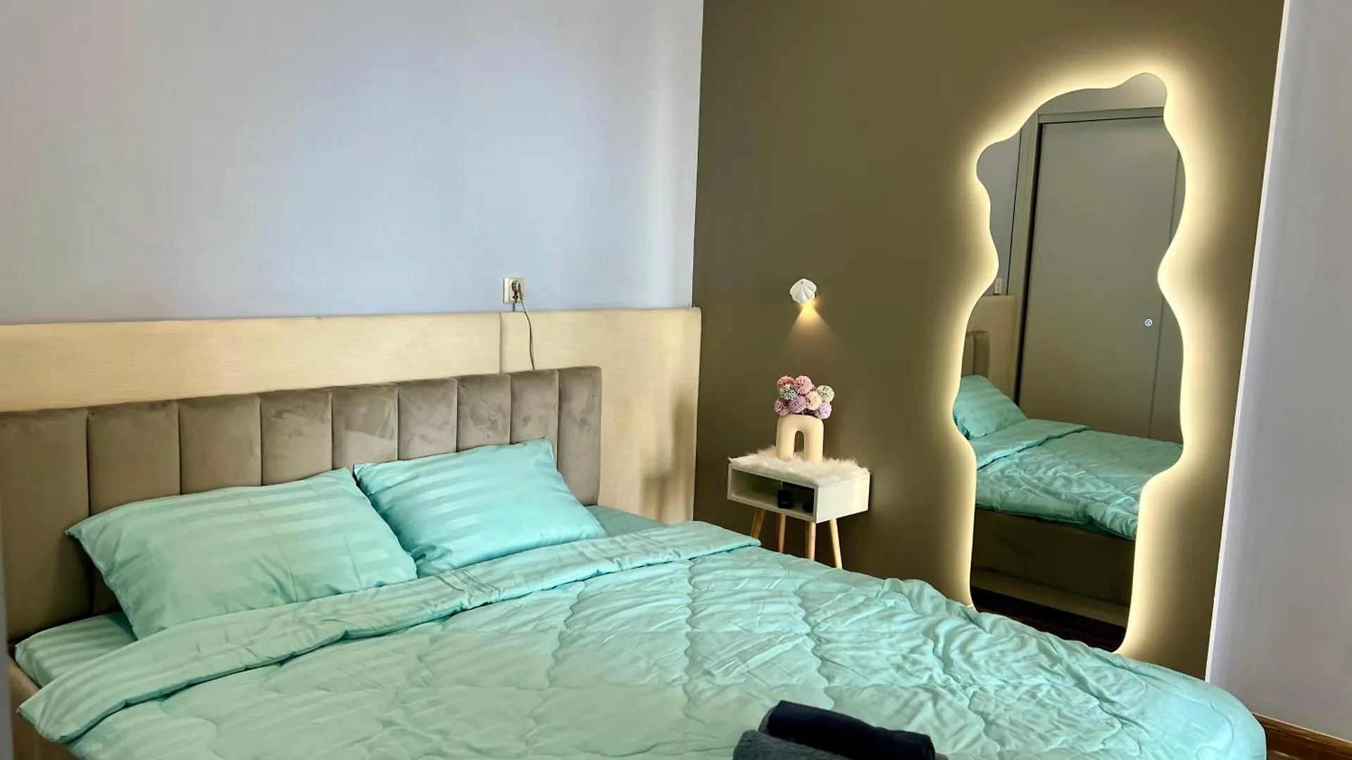 Aparthotel Uphoenix Home- Hado Centrosa Garden Ho Chi Minh City Vietnam