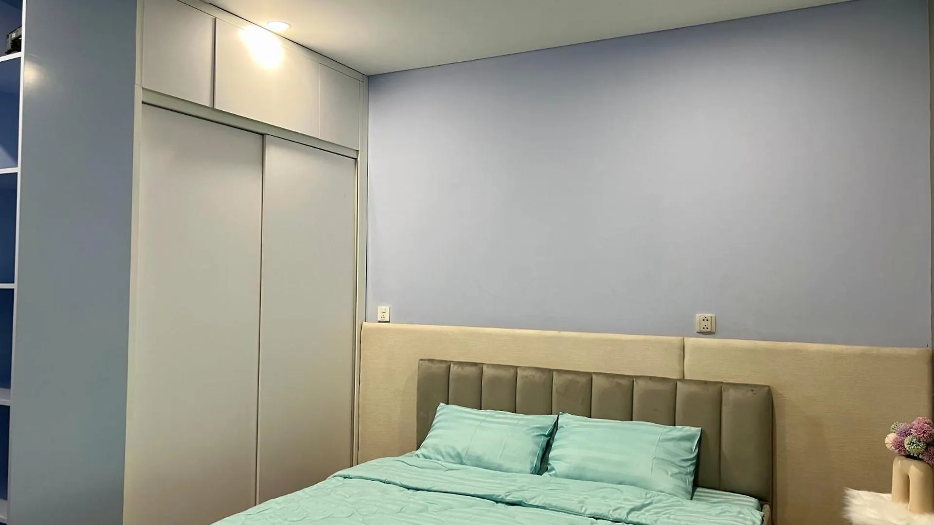 Uphoenix Home- Hado Centrosa Garden Ho Chi Minh City 0*,