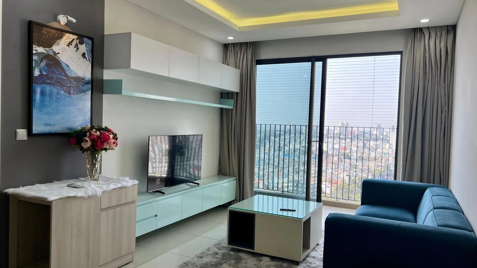Aparthotel Uphoenix Home- Hado Centrosa Garden Ho Chi Minh City
