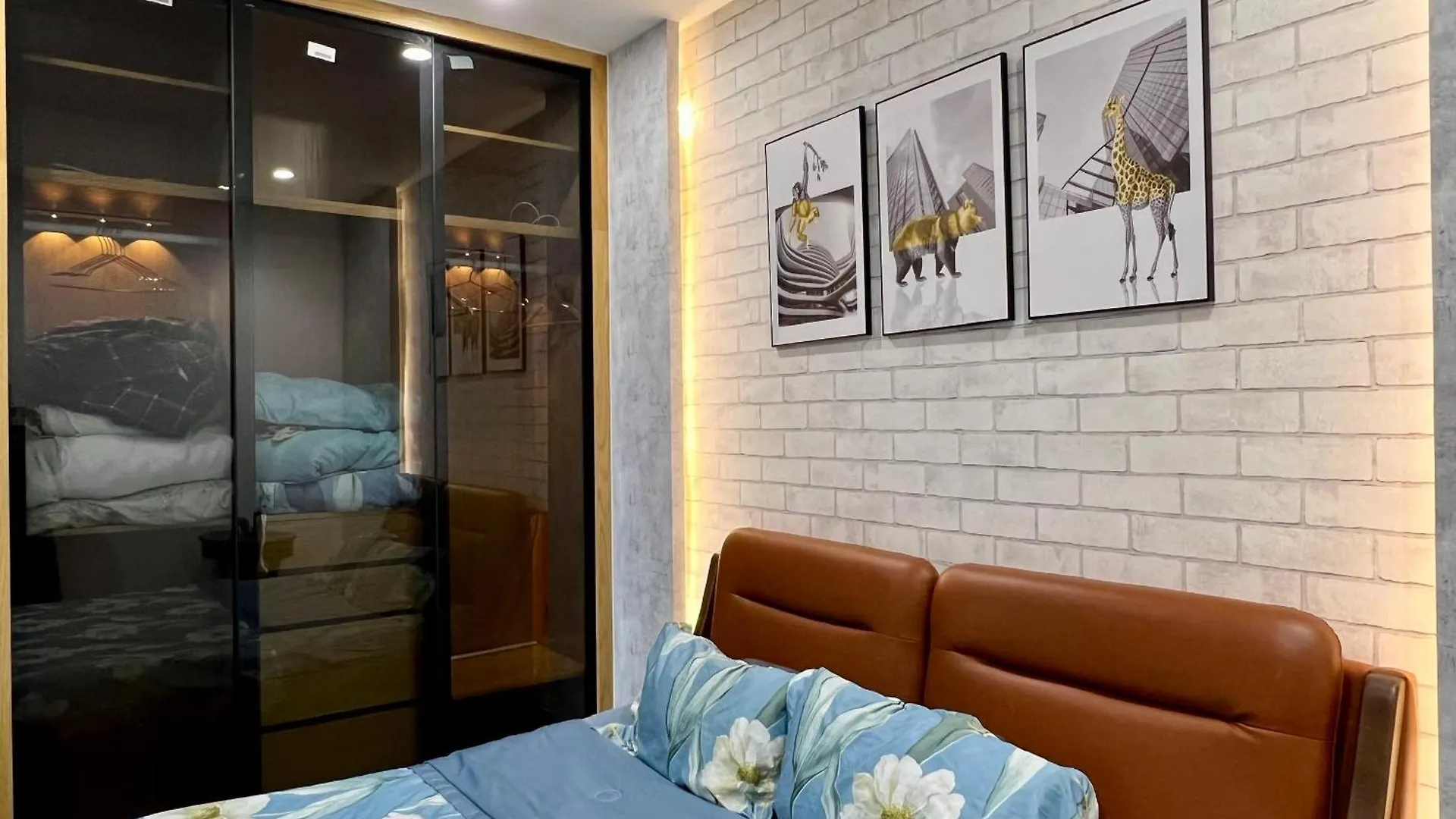 Uphoenix Home- Hado Centrosa Garden Ho Chi Minh City