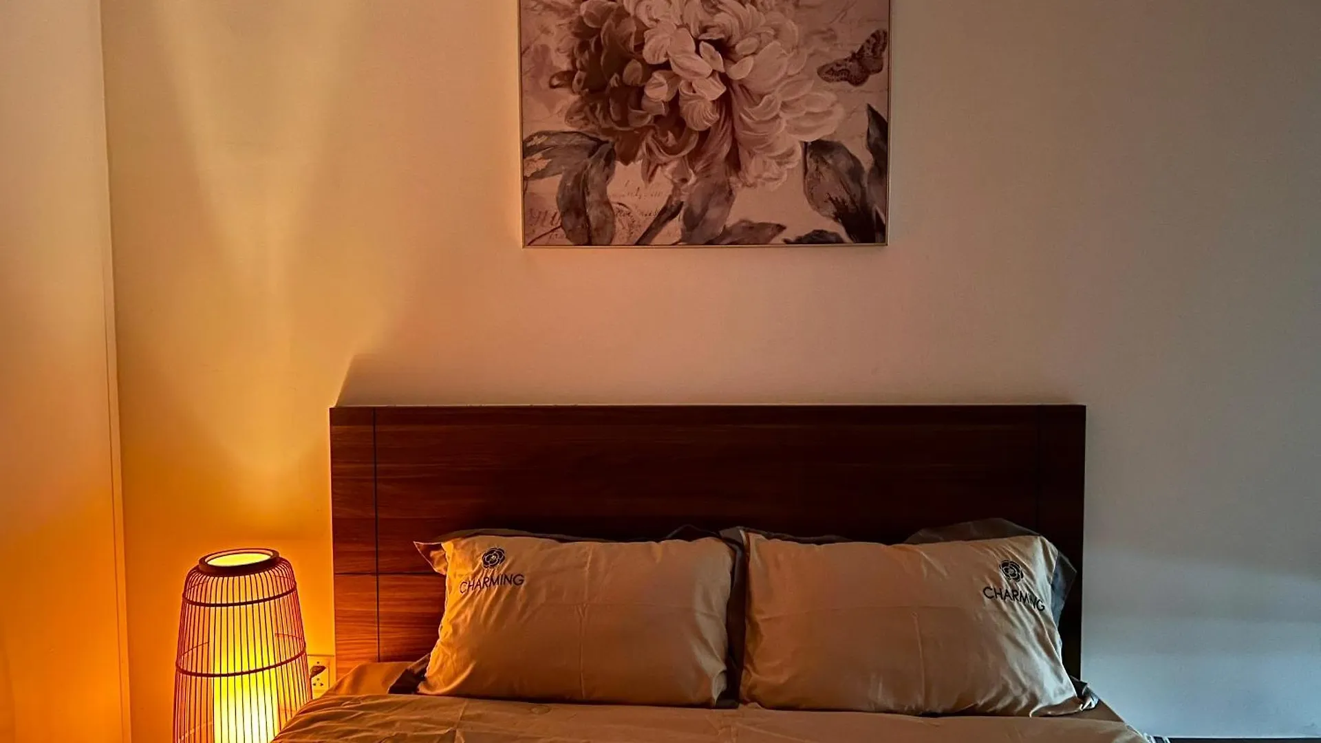 Uphoenix Home- Hado Centrosa Garden Ho Chi Minh City
