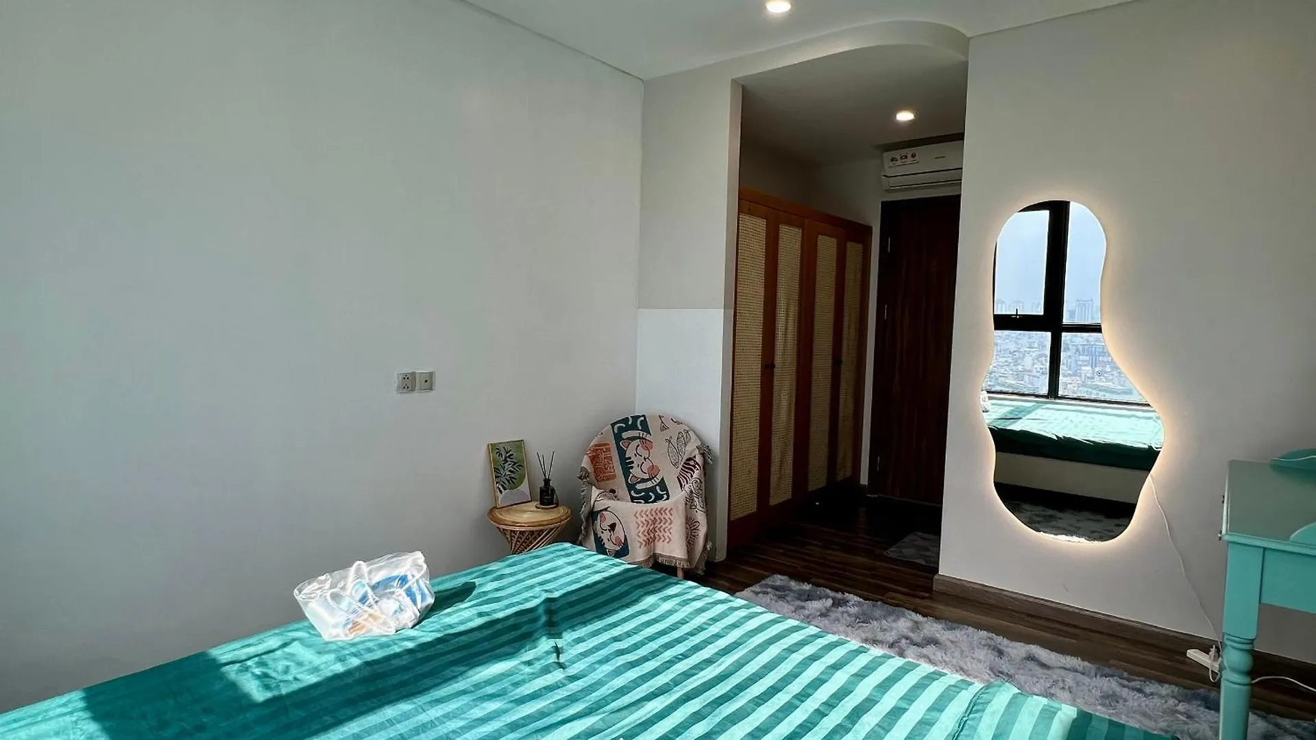 Aparthotel Uphoenix Home- Hado Centrosa Garden Ho Chi Minh City