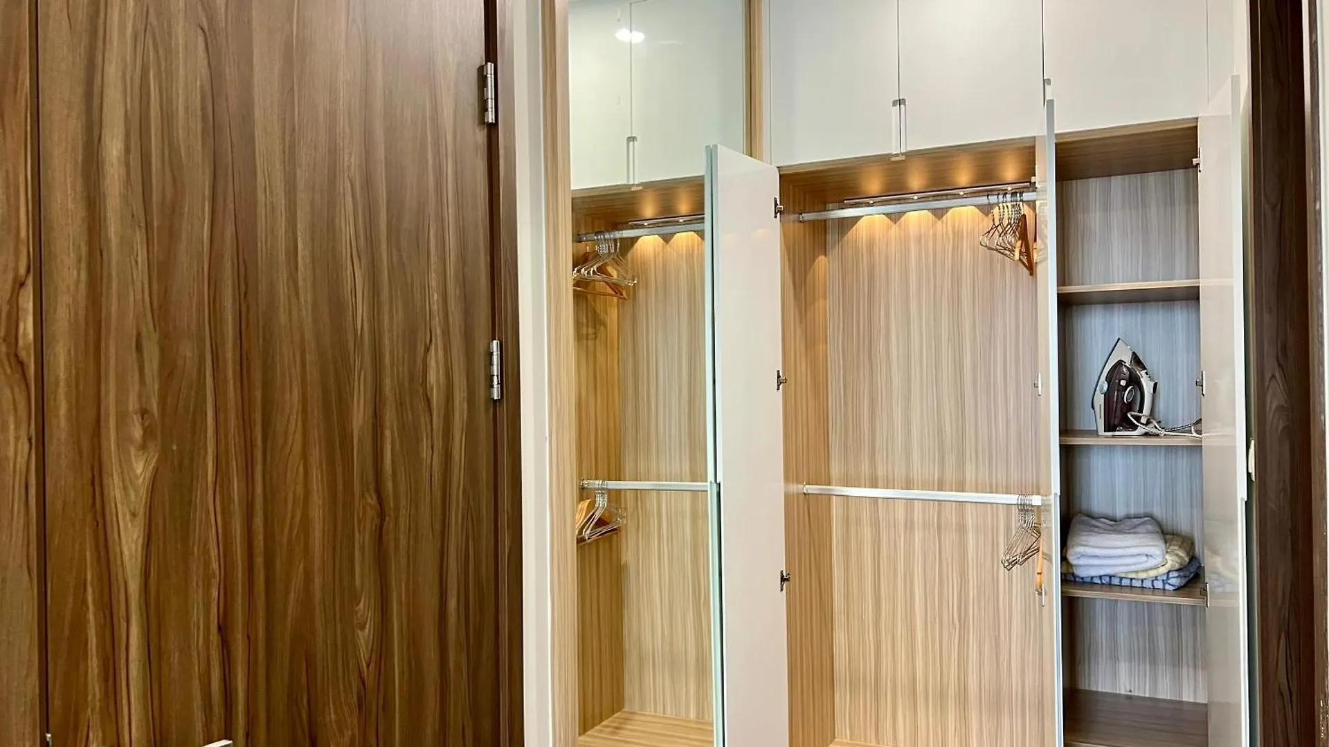 Uphoenix Home- Hado Centrosa Garden Ho Chi Minh City