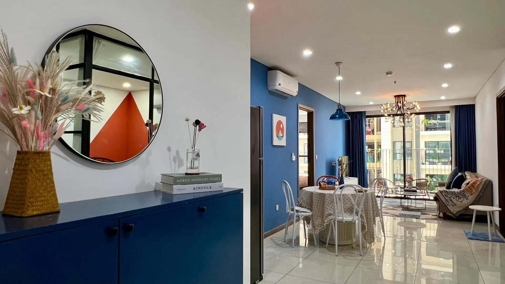 Uphoenix Home- Hado Centrosa Garden Ho Chi Minh City Vietnam